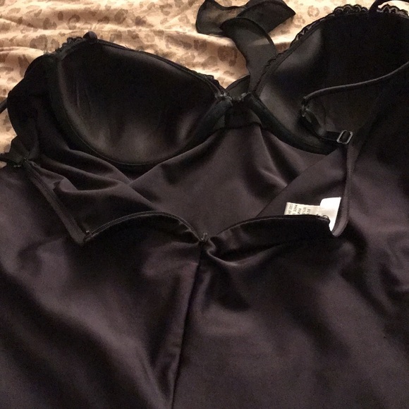 WD.NY XL black satin bra top camisole back zip adjustable straps has stretch - Picture 10 of 13